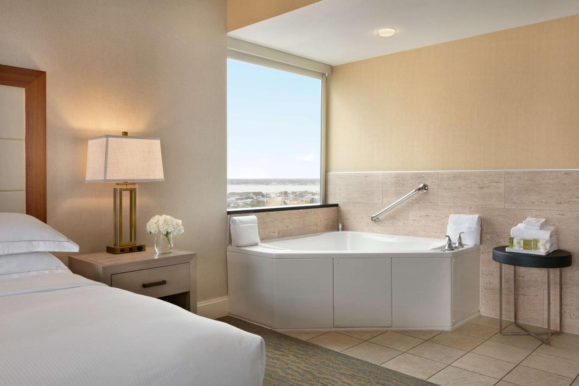 Hilton Suites Ocean City Oceanfront Exterior photo