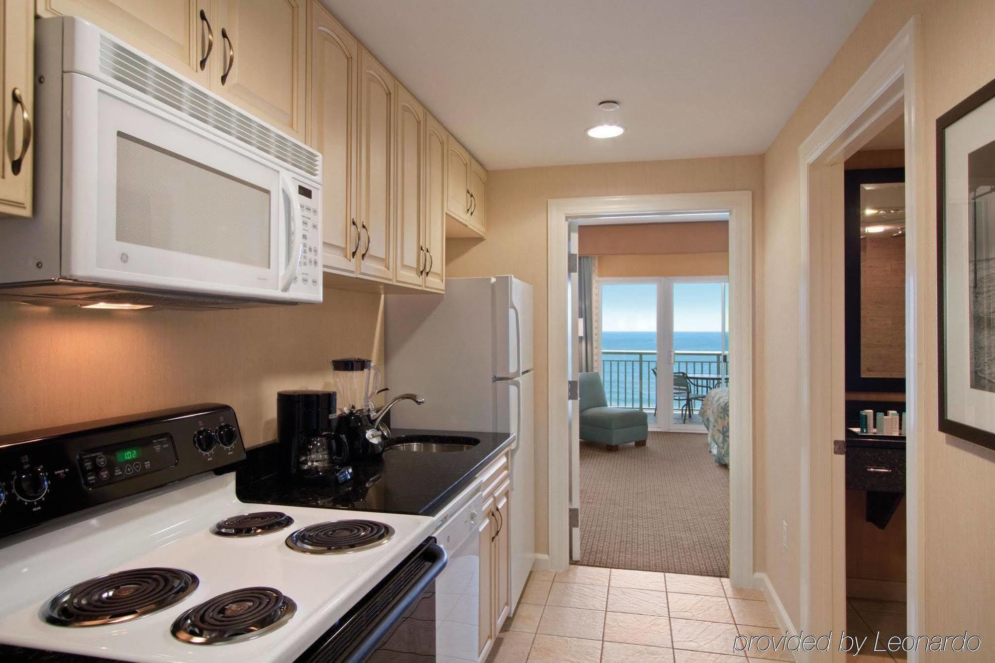 Hilton Suites Ocean City Oceanfront Exterior photo